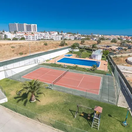 Apartment #11 Sea View City Swiming Pool Tenis Court Garage