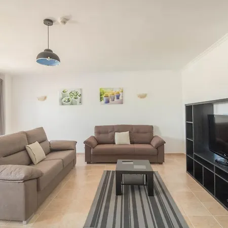 #11 Sea View City Swiming Pool Tenis Court Garage Apartment *